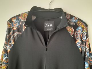 Vestido Zara Negro Mangas Estampadas