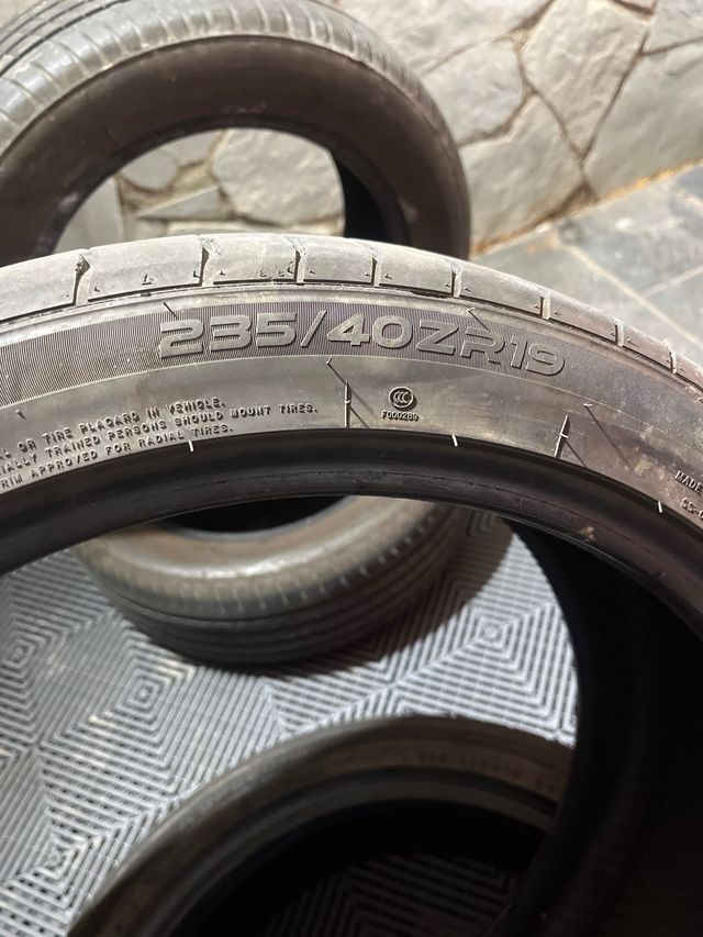 Neumático 235/40/19 96Y Touradot DOT24