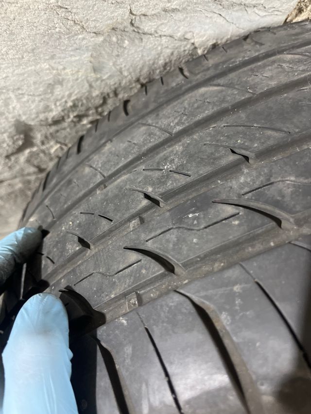 Neumático 225/45/17 94w XL