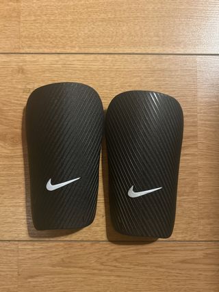 Espinilleras Nike Fútbol Niño talla XS