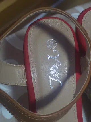 Sandalias de cuña rojas con plataforma talla 40