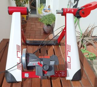 Rodillo Elite Novo Force 8 - Bicicleta Estática