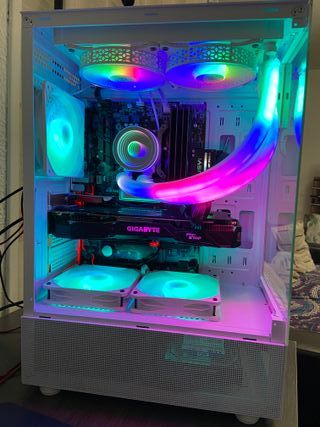 TORRE i7 7700 32Gb RAM 8Gb GRAFICA GAMER