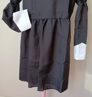 Disfraz Niña Siniestra - Miércoles.
Talla 10-12.