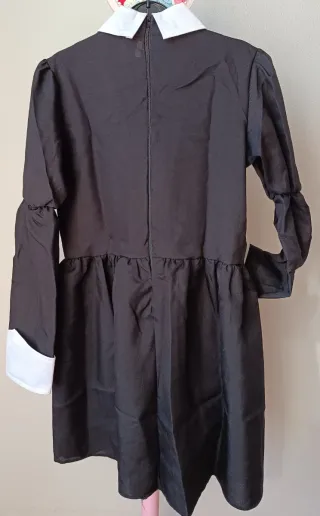 Disfraz Niña Siniestra - Miércoles.
Talla 10-12.