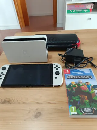 Nintendo Switch OLED Blanca + Minecraft
