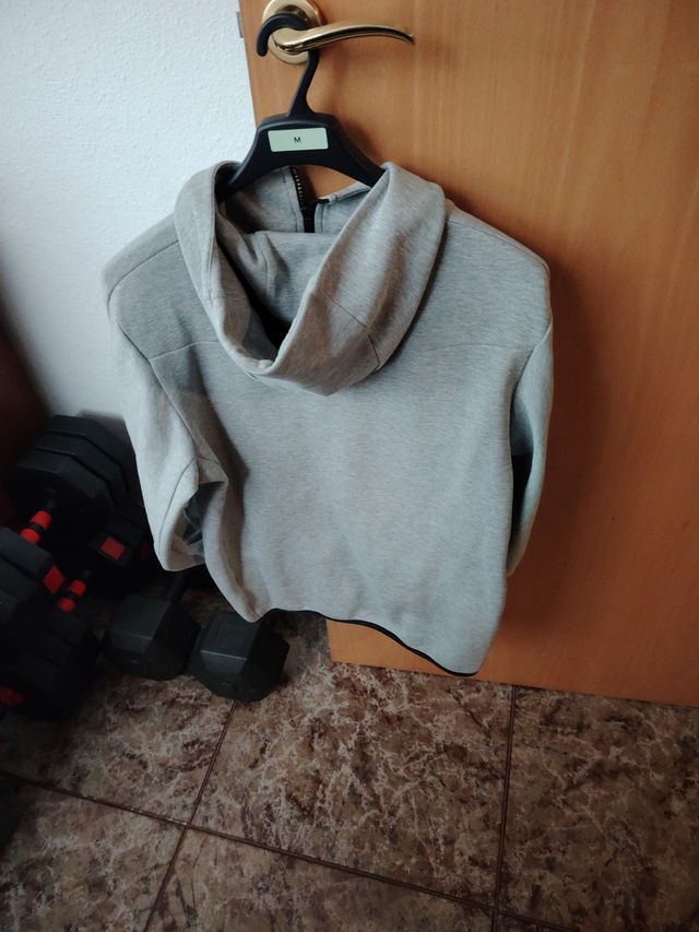 Giacca Nike grigia con cerniera taglia M