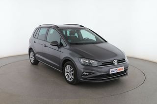 Volkswagen Golf 1.0 TSI Advance