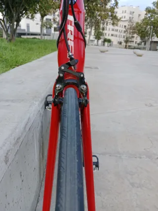 Bicicleta Carretera Trek Emonda SLR Roja