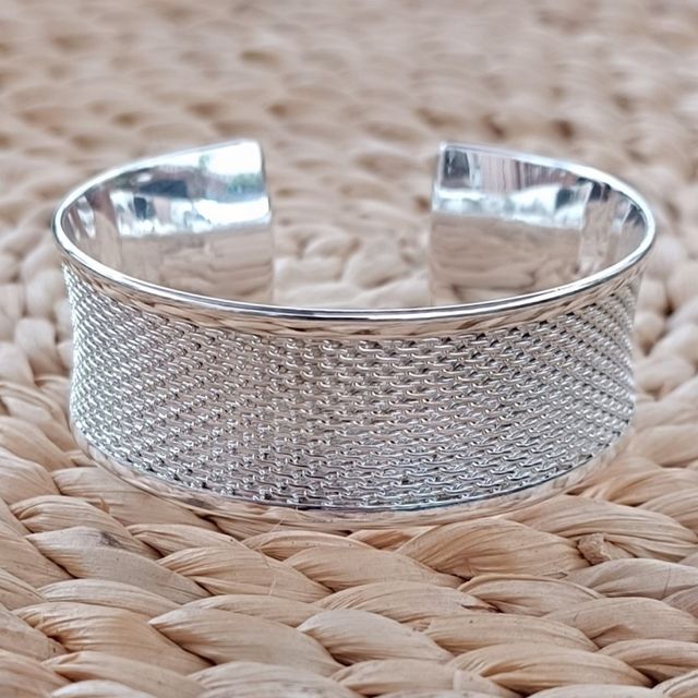 Pulsera Brazalete Plateada Rejilla