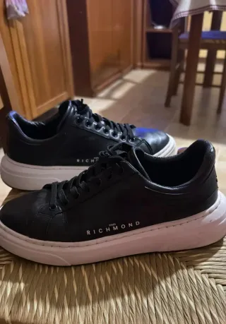 Scarpe John Richmond nere uomo