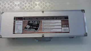 Set Barbecue 5 pezzi Nuovo pinze forchetta coltell