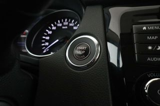 Nissan Qashqai 1.3 DIG-T N-Connecta