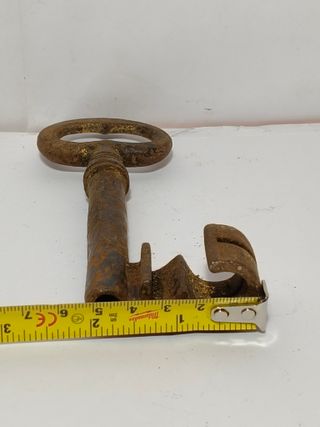 Llave antigua de castillo?