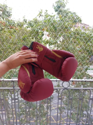 Guantes Boxeo Muay Thai Leone 12 Oz Rojo Dorado