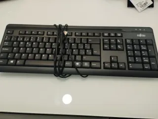 Teclado Fujitsu Negro USB