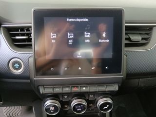 Renault Arkana Business MHEV