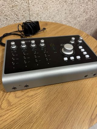 Audient iD44 MKII Interfaz de Audio