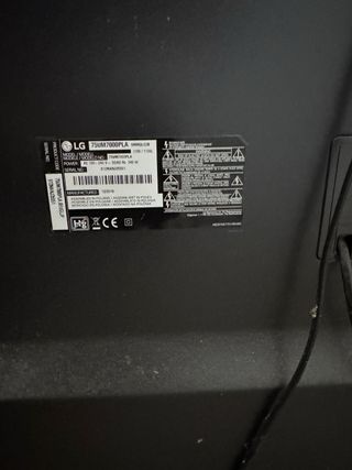 LG 75” TV Pantalla Rota