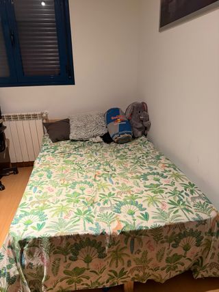 Estructura cama madera con colchón 