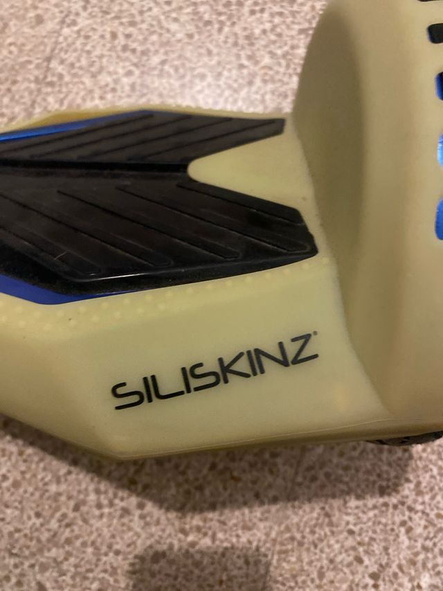 Hoverboard con bolsa de transporte roja