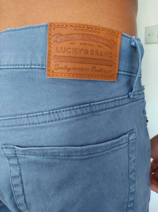 Pantalón Luck Brand Slim Straight