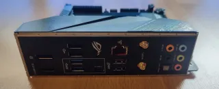 Asus rog strix z390i gaming + i5 8600k+ 16gb RAM 