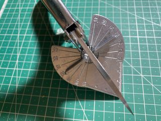 Cortadora de ángulo para molduras