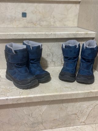 Botas de nieve azules y negras Talla 26