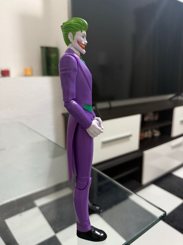 Figura Joker Morado Traje