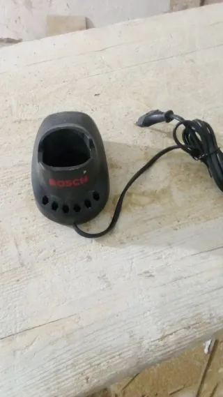 Cargador Bosch
