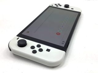 E675831-0 Nintendo Switch Oled