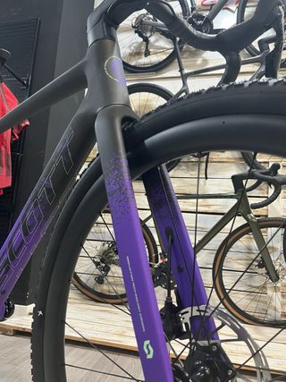 Bicicleta Scott Addict Gravel 20