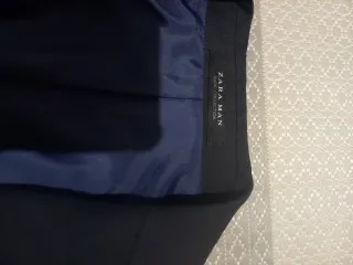 Traje Zara Talla 42 y Camisa Zara Talla M