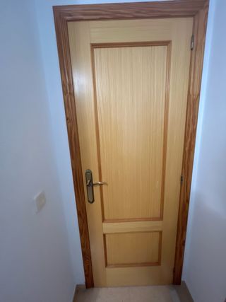 Puerta de madera