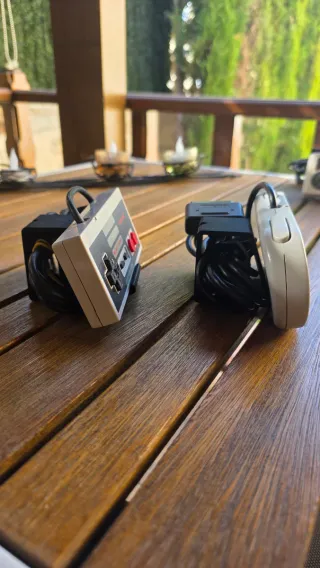 3x Soporte Expositor Mando NES SNES Nintendo