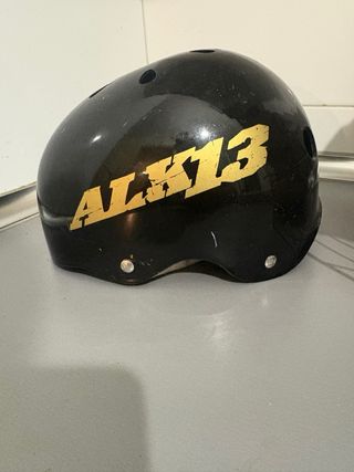 Casco negro ALK13