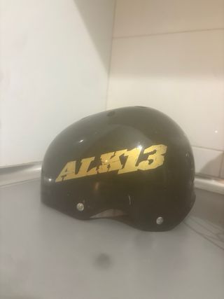 Casco negro ALK13