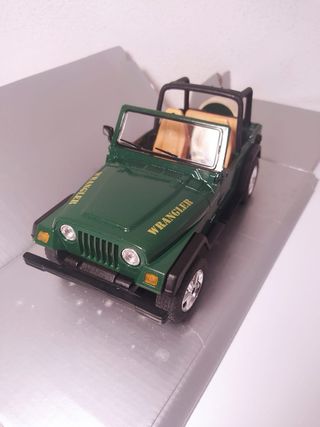 Coche Solido Jeep Wrangler California 1/18