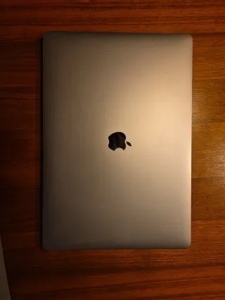 MacBook Pro Apple Gris Espacial