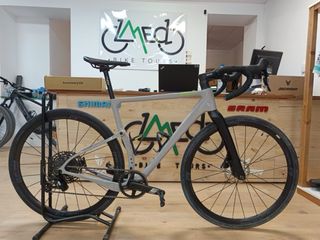 BERRIA Allroad Apex Carbono