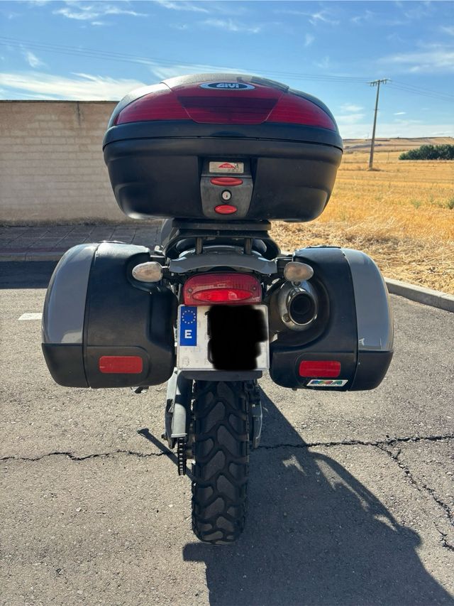 Triumph Tiger 955i Gris