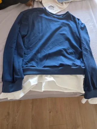 Jersey manga larga con capa blanca