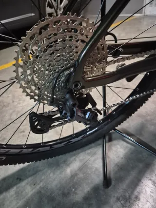 Bicicleta BH Ultimate Race Carbono 2021