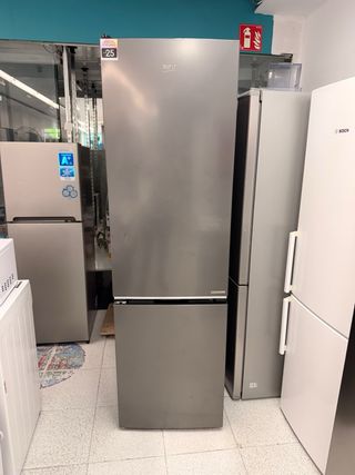Nevera Combi Beko 2m con garantía 