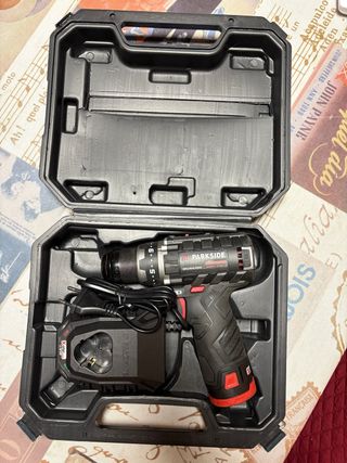 Taladro Parkside 12V con cargador