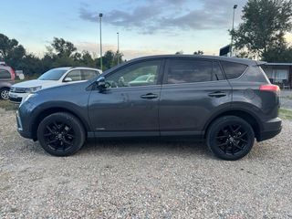 Toyota RAV4 hybrid black editon