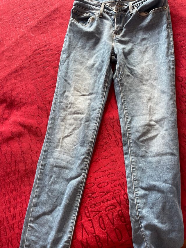 Tejanos tiro bajo acampanados