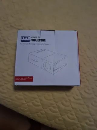 Proyector Mini LED Blanco