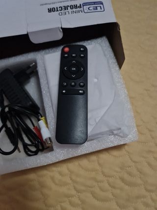 Proyector Mini LED Blanco